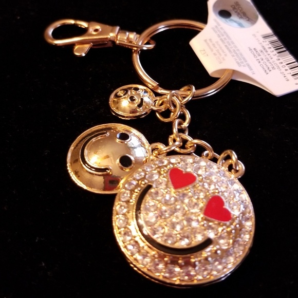 SET of 3 Keychains!! 😍😊 - Picture 2 of 9